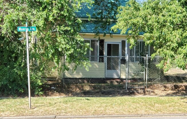 1528 Monroe Avenue, La Grande, Oregon 97850
