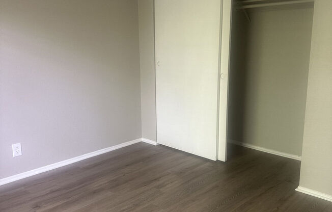 2 beds, 1 bath, 855 sqft, $1,775