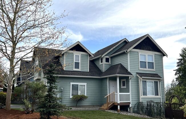 Beautiful Marysville Home - Available Now!