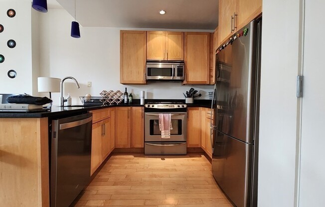 70 LINCOLN ST