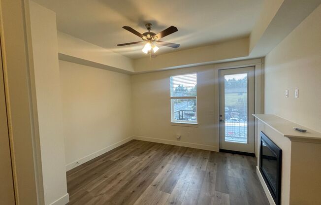 Studio, 1 bath, 340 sqft, $1,095, Unit 1306*
