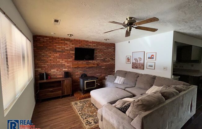 2 beds, 2 baths, $1,543