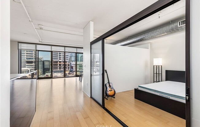 1 bed, 1 bath, 1,030 sqft, $2,900, Unit 810