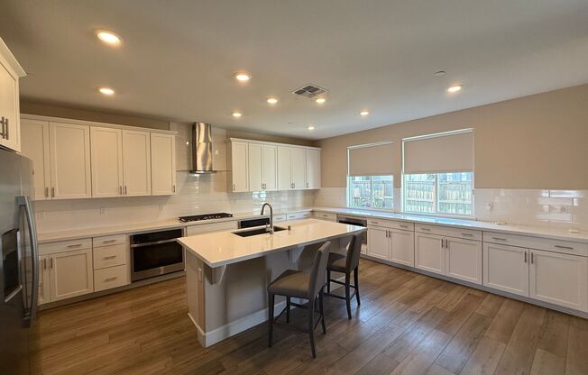 Newer Home in Tthe Northlake Community