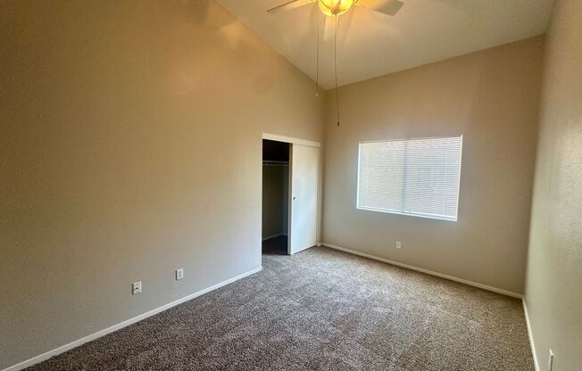 2 beds, 2 baths, $1,650, Unit UNIT 2011