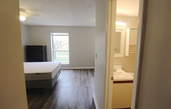 2 beds, 2 baths, $750