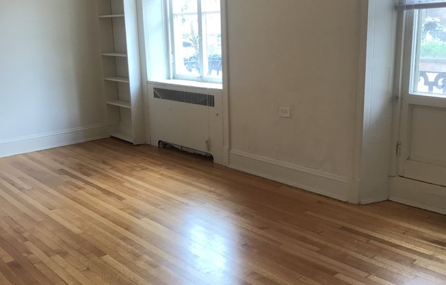 1 bed, 1 bath, 450 sqft, $1,229, Unit 107-1A