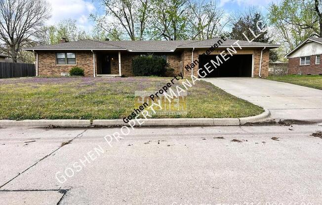 1625 N MT CARMEL AVE