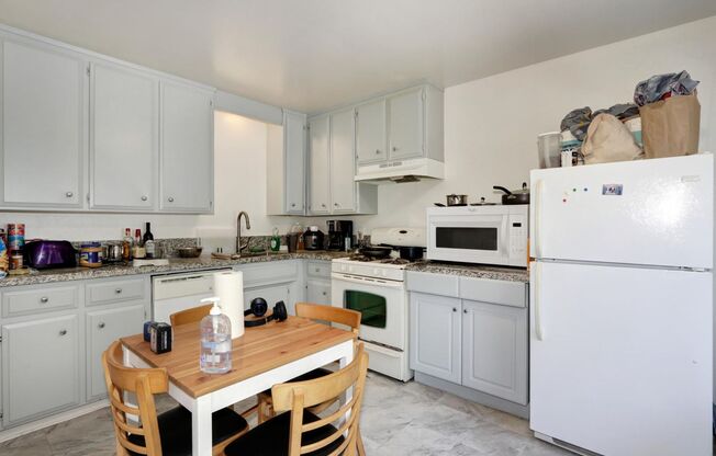 Close to UC Davis and downtown - 2 Bedroom 1 Bathroom Apartment for Rent