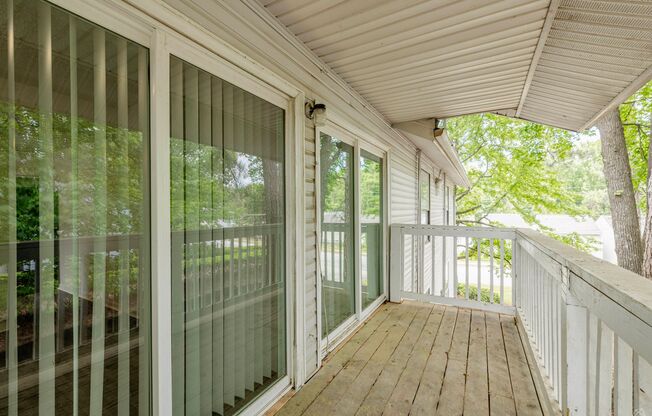 2 beds, 2 baths, 1,016 sqft, $1,150, Unit 2-05B