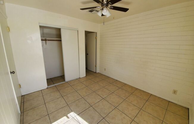 1608-1610 W. Becker Lane