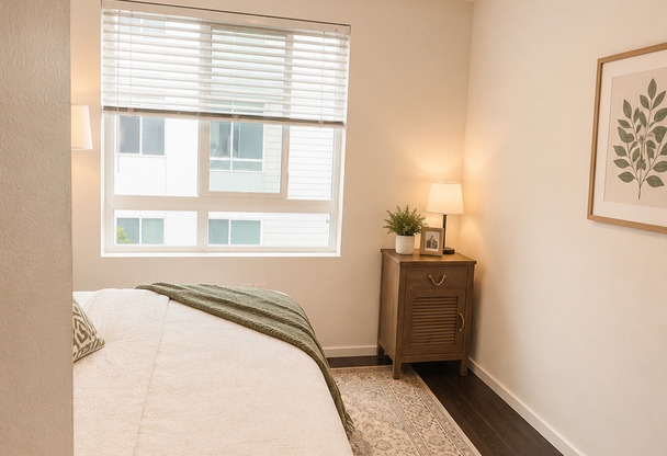 Studio, 1 bath, 175 sqft, $1,180, Unit 1301