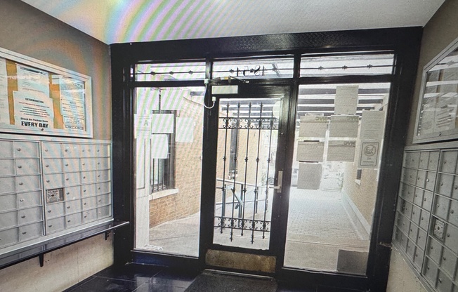 48 W 138 ST