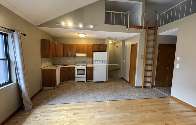 344 MARKET ST