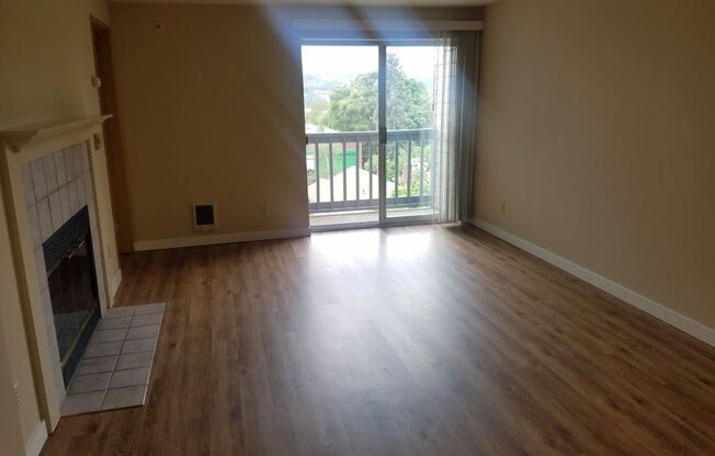 1 bed, 1 bath, 719 sqft, $2,100, Unit 407