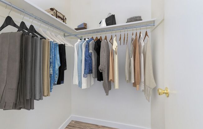 2 beds, 1 bath, 819 sqft, $1,257, Unit 302