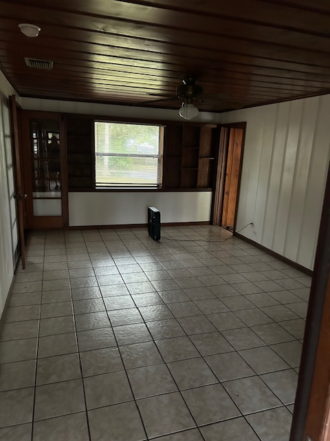 2076 S GRANDVIEW AVE