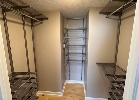 2 beds, 2 baths, 1,200 sqft, $4,000, Unit 716