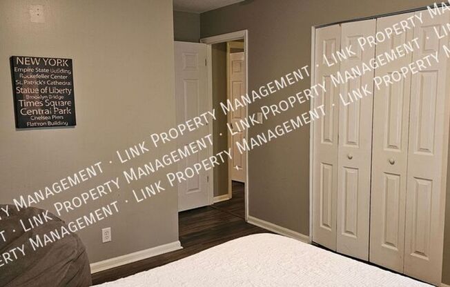 Don't miss this Large 3 or 4 bedroom 2 full baths near Hwy 153/58.