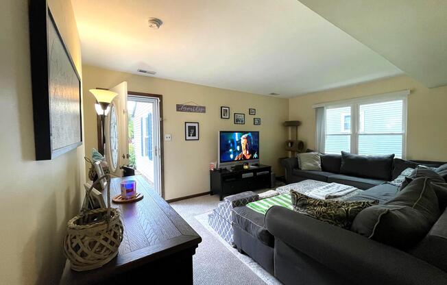520 CORMORANT DR