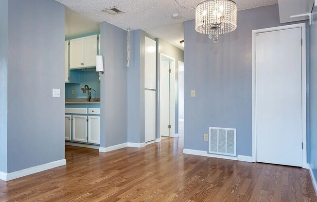 12141 WINTERGREEN