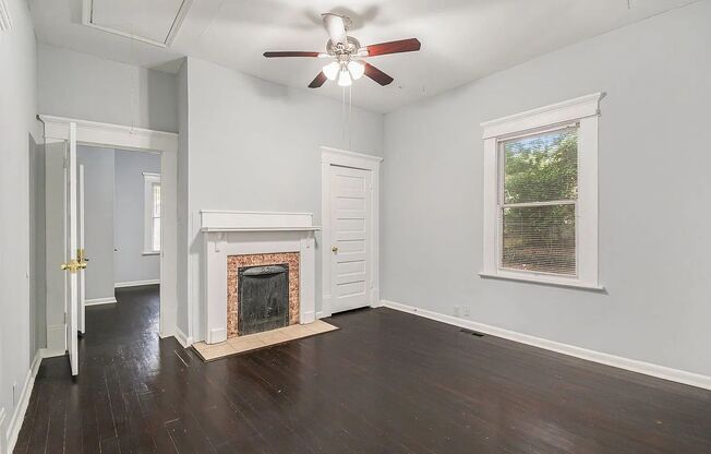 3 beds, 2 baths, $1,900