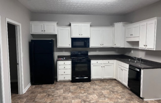144 COLONY PARK LN