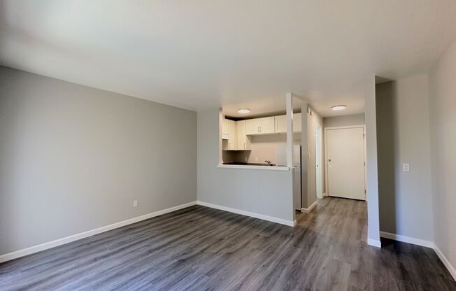 Studio, 1 bath, 500 sqft, $975, Unit park-05