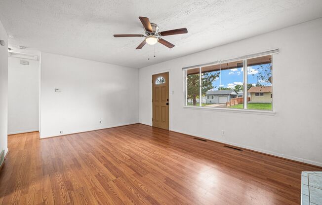 4 Bed ranch home in Pueblo with Garage!