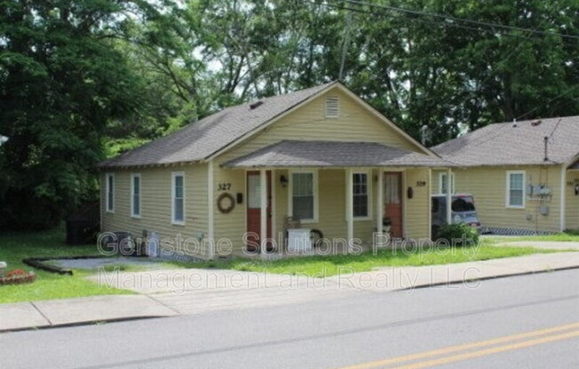 335 GRANBURY ST