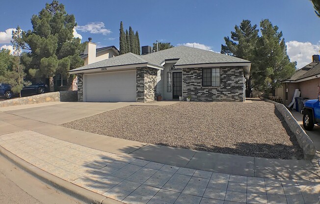 East El Paso 3 bed Refrig A/C