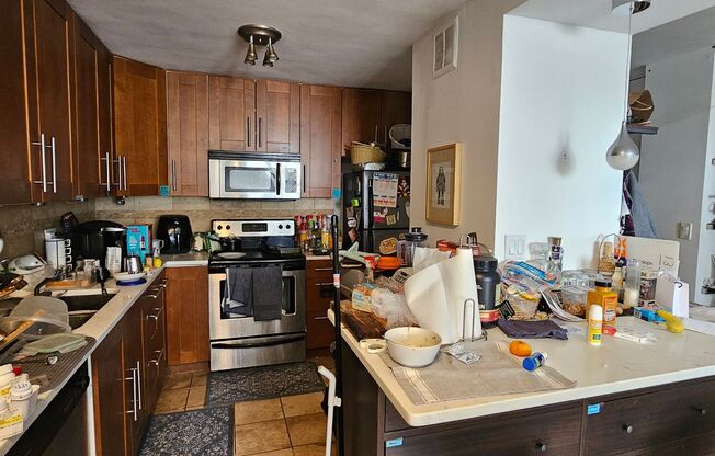 UPTOWN - GREAT 1BD/1BTH CONDO FOR RENT!