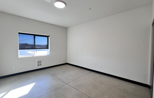 1 bed, 1 bath, 700 sqft, $1,195, Unit Unit 206