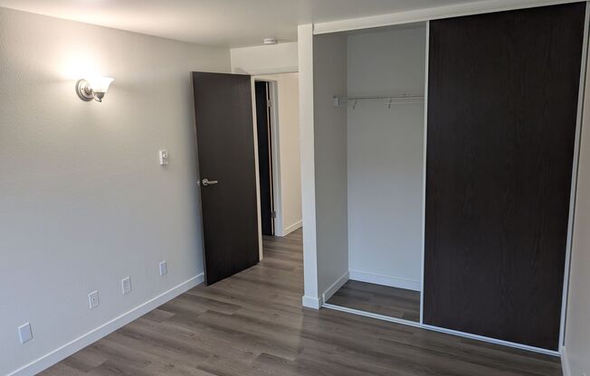 2 beds, 1 bath, 810 sqft, $2,095, Unit A104