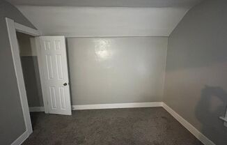 3 beds, 1 bath, $1,200