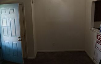 2 beds, 1 bath, $1,650