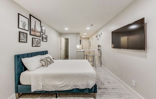 Modern 3BR/2BA | Renovated Unit with Patio