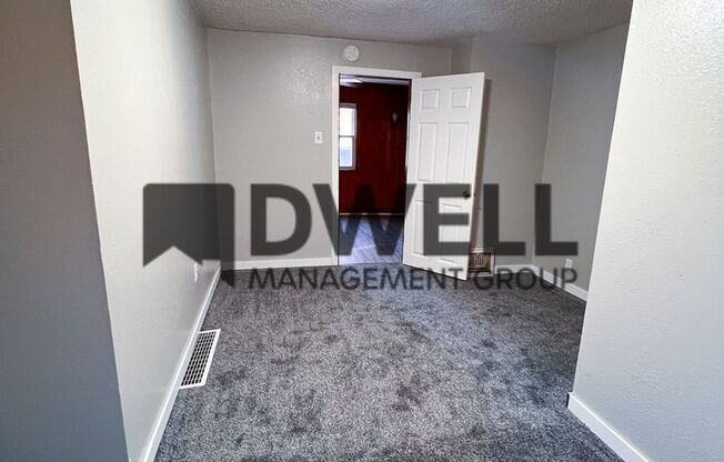 2 beds, 1 bath, $1,050