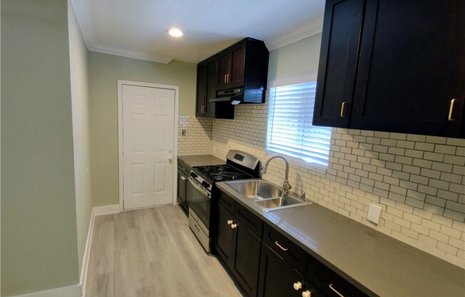 1 bed, 1 bath, 600 sqft, $2,175