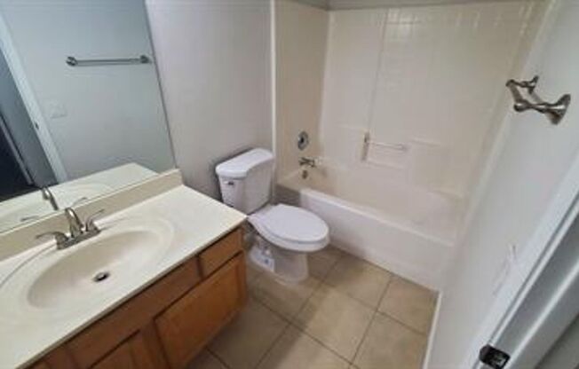 3 beds, 2 baths, $2,200