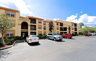 ** FAIRWAY PRESERVE ** 3 BED / 2 BATH CONDO - PETS OK! - NORTH NAPLES - ANNUAL RENTAL