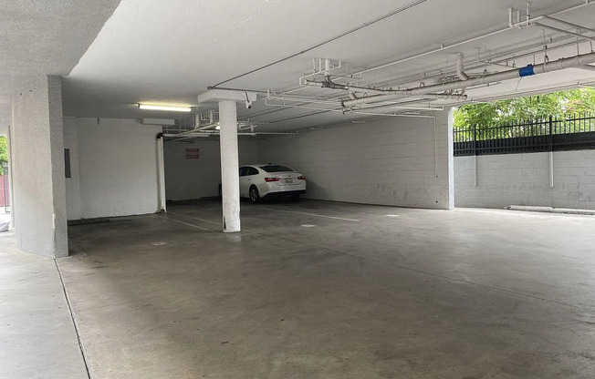 2 Bedroom Apartments in Van Nuys