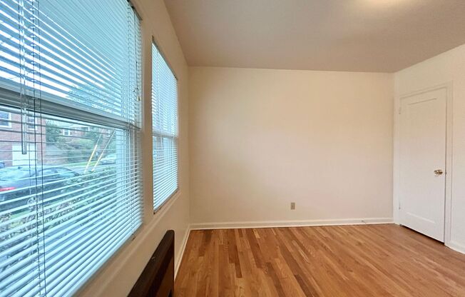 1 bed, 1 bath, 650 sqft, $1,425, Unit 1306