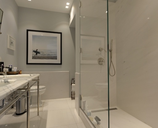 1 bed, 1.5 baths, 845 sqft, $7,000, Unit 19D