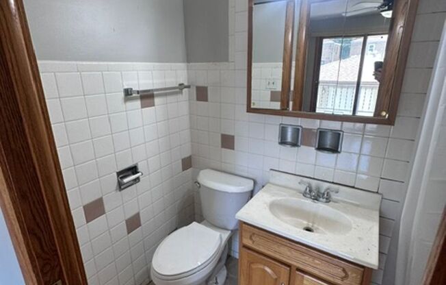 6045 Keating