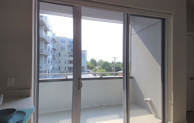 2 beds, 2 baths, 1,205 sqft, $1,875, Unit 201