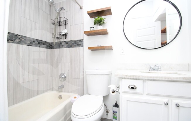 1 bed, 1 bath, 602 sqft, $2,000, Unit 16E