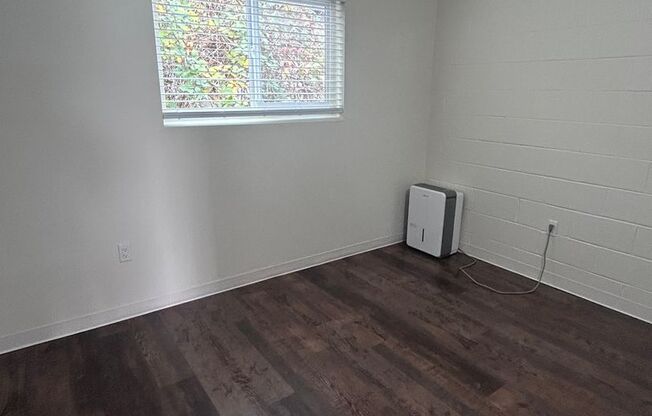 1 bed, 1 bath, 450 sqft, $1,195, Unit 222