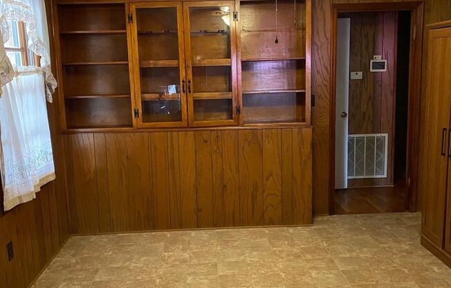 1098 Horseshoe Rd