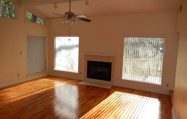 AMAZING 3/2 Killearn Home w/ Wood Floors, 2 Car Garage, Deck, Office, & Park View! $1895/month Avail June 1st!